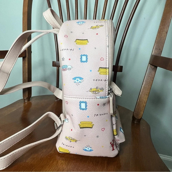 Danielle Nicole Friends mini Backpack Purse Light Pink Friends + Keychain Sofa - Picture 5 of 14
